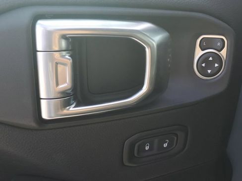 New 2026 Jeep Wrangler Unlimited Rubicon image 22