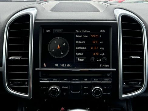 Used 2012 Porsche Cayenne S AWD/4WD image 24