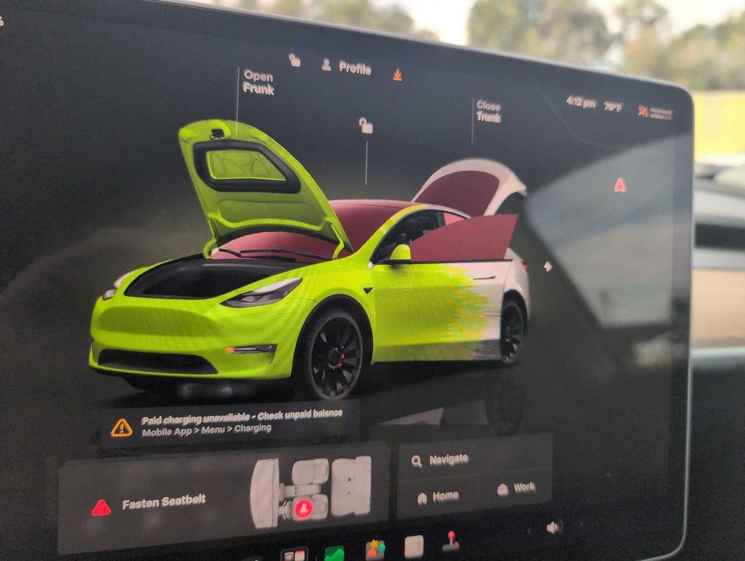 Used 2023 Tesla Model Y Performance AWD/4WD image 24