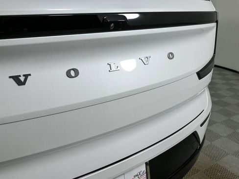 New 2025 Volvo EX90 Plus w/ Protection Package Premier image 39
