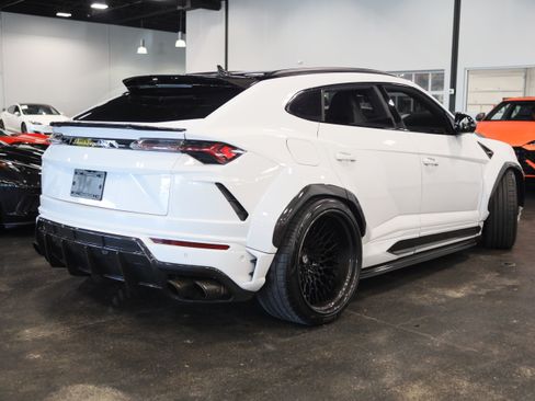 Used 2019 Lamborghini Urus AWD/4WD image 6