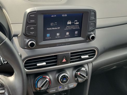 Used 2021 Hyundai Kona SEL FWD image 24