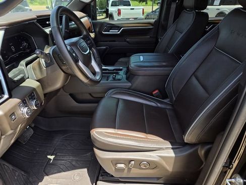 Used 2024 GMC Sierra 2500 Denali w/ Denali Reserve Package AWD/4WD image 28