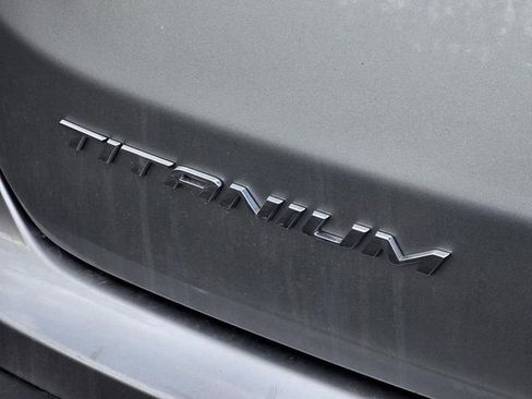 Used 2023 Ford Edge Titanium w/ Cold Weather Package image 12