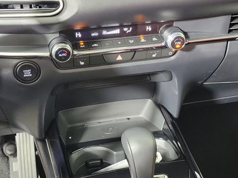 Certified 2025 MAZDA CX-30 AWD 2.5 S w/ Preferred Package image 23