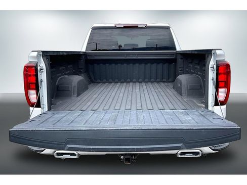 Used 2021 GMC Sierra 1500 Elevation w/ Driver Alert Package I AWD/4WD image 7
