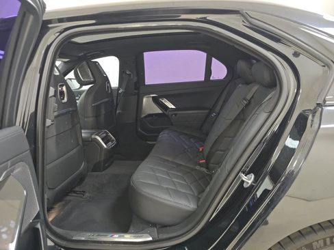 Used 2023 BMW 740i RWD image 11