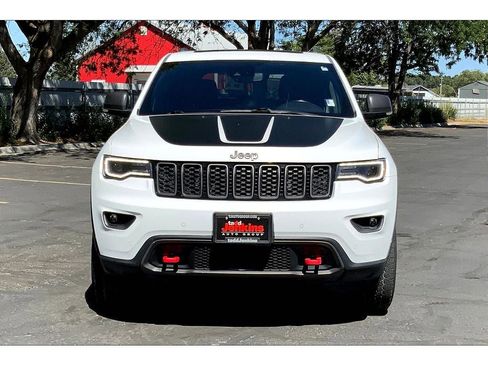 Used 2020 Jeep Grand Cherokee Trailhawk w/ Premium Lighting Group image 3