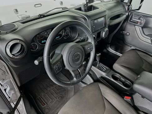 Used 2016 Jeep Wrangler Unlimited Sport w/ Max Tow Package AWD/4WD image 2