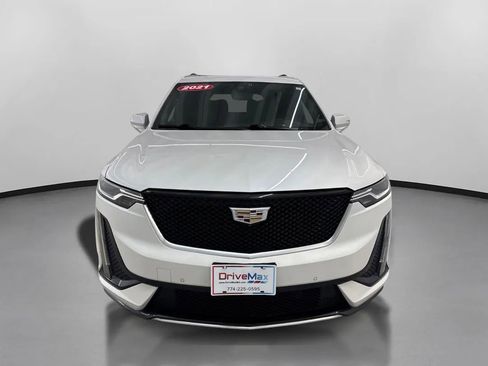Used 2021 Cadillac XT6 Sport w/ LPO, ONYX Package image 2