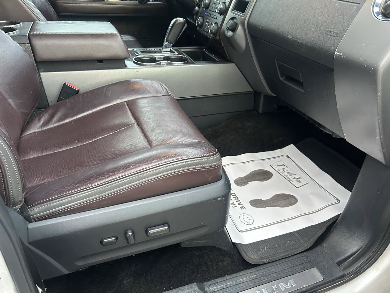 Used 2015 Ford Expedition Platinum AWD/4WD image 12