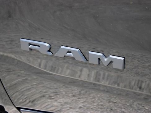 Used 2021 RAM 1500 Big Horn AWD/4WD image 18