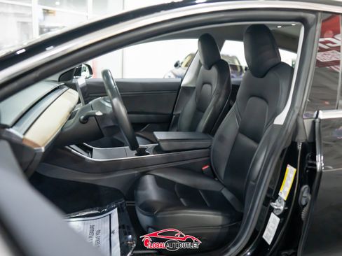Used 2019 Tesla Model 3 Long Range image 16