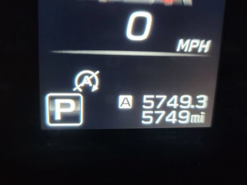 Used 2025 Subaru Outback Premium w/ Popular Package #1A AWD/4WD image 25