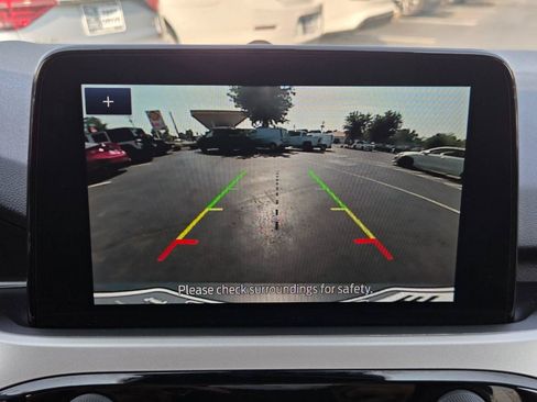 Used 2021 Ford Escape SE FWD image 25