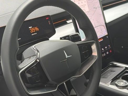 Used 2025 Polestar Polestar 3 image 10