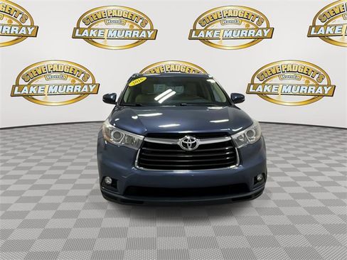Used 2016 Toyota Highlander XLE image 6