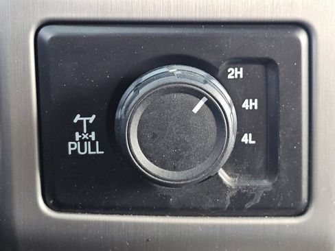 Used 2017 Ford F350 Platinum w/ Platinum Ultimate Package image 12