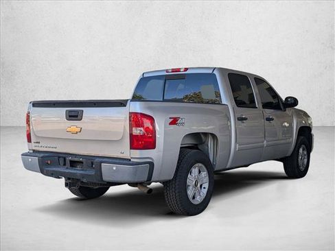 Used 2010 Chevrolet Silverado 1500 LT w/ Power Pack Plus AWD/4WD image 5