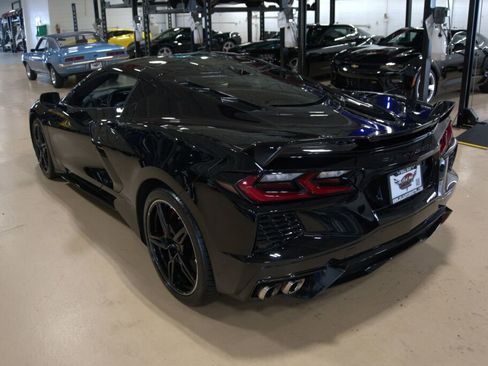 Used 2023 Chevrolet Corvette Stingray Preferred Cpe w/ Z51 Performance Package image 3