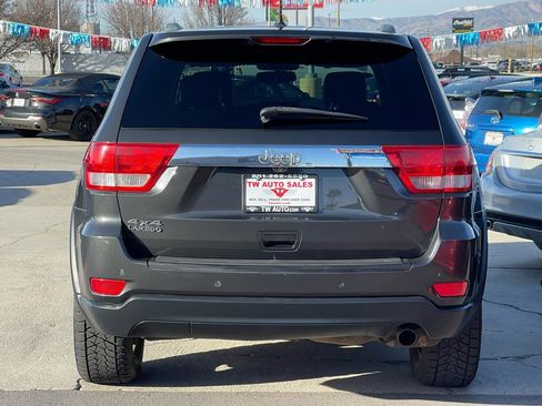 Used 2011 Jeep Grand Cherokee Laredo image 6