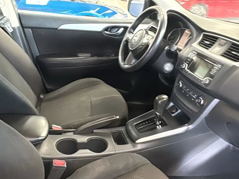 Used 2018 Nissan Sentra S FWD image 10
