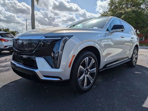 New 2025 Cadillac Escalade IQ Luxury 1 image 8