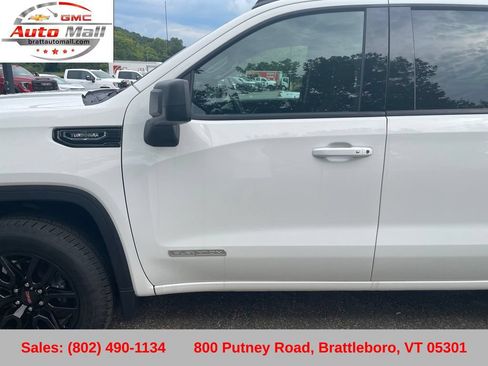Used 2025 GMC Sierra 1500 Elevation AWD/4WD image 11