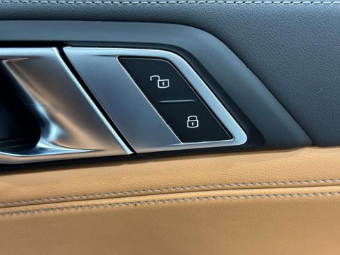 New 2026 BMW X6 M60i image 22