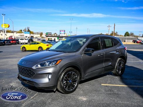 Used 2022 Ford Escape SEL w/ SEL Stealth AWD Package image 3