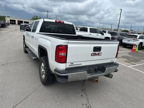 Used 2018 GMC Sierra 2500 SLT w/ Duramax Plus Package AWD/4WD image 14