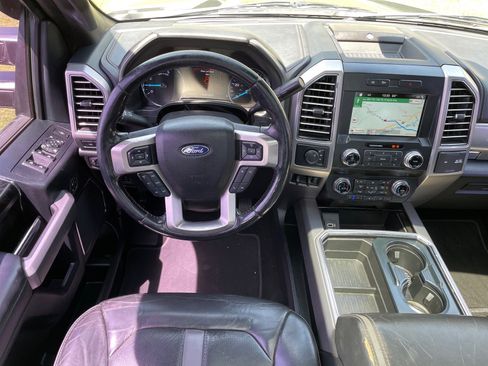 Used 2019 Ford F250 Platinum AWD/4WD image 9