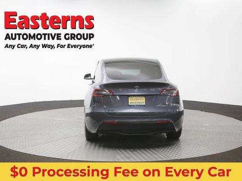 Used 2021 Tesla Model Y Long Range AWD/4WD image 27