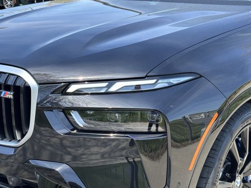 Certified 2026 BMW X7 M60i AWD/4WD image 6