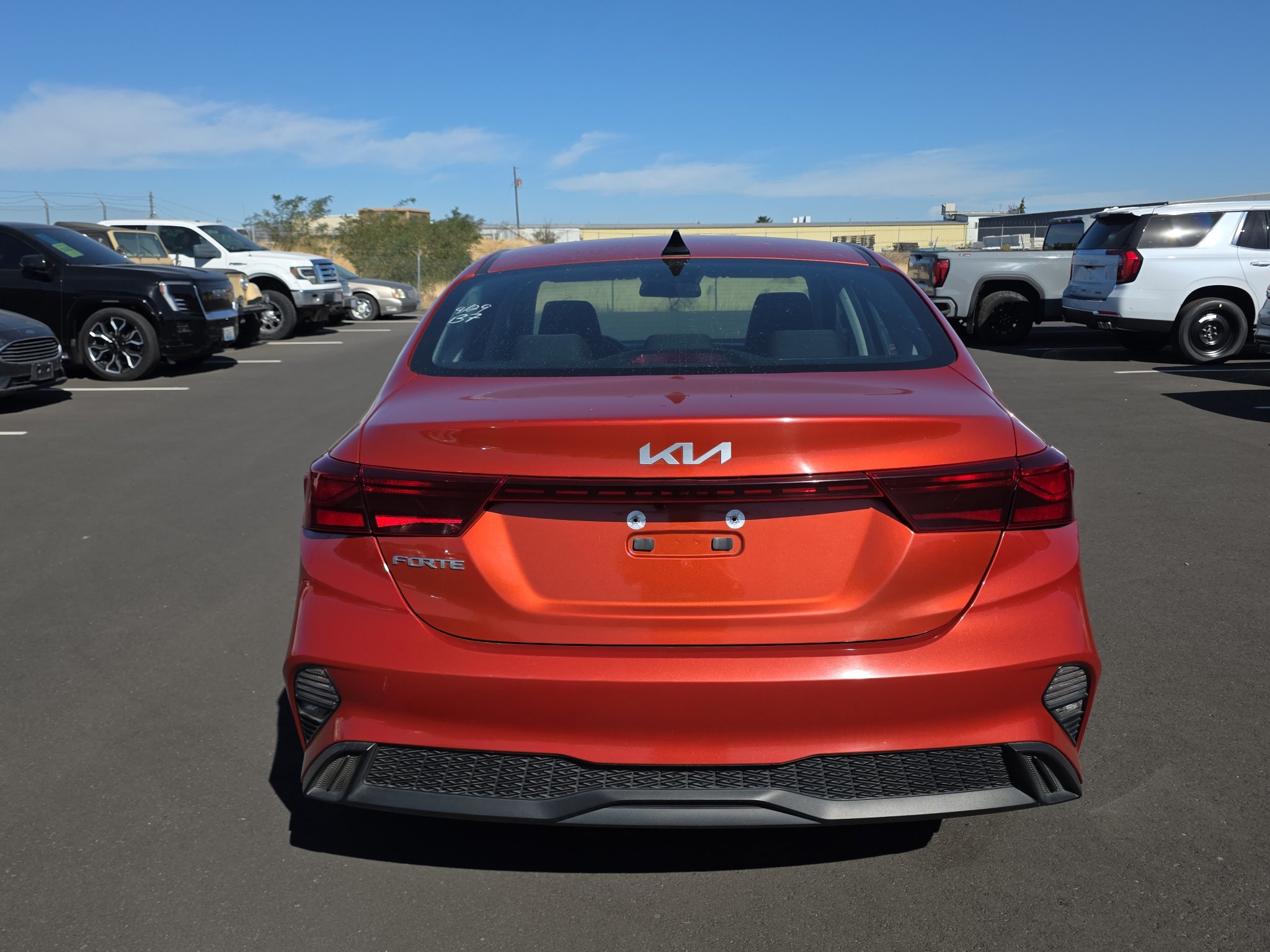 Used 2023 Kia Forte LXS FWD image 7