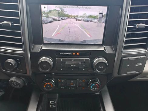 Used 2017 Ford F150 XLT w/ Equipment Group 302A Luxury RWD image 22