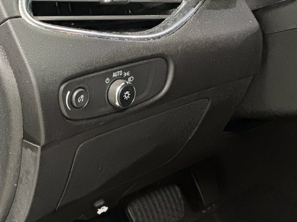 Used 2023 Chevrolet Malibu LT w/ LPO, Floor Liner Package FWD image 14