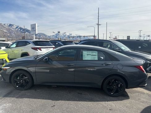 New 2026 Hyundai Elantra SEL Sport image 7