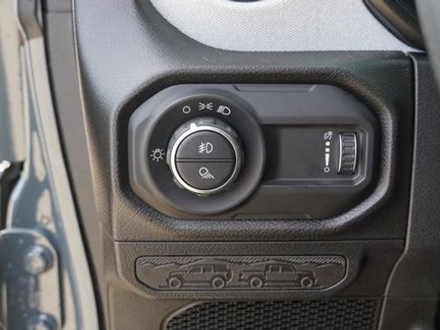 New 2026 Jeep Gladiator Sport AWD/4WD image 19