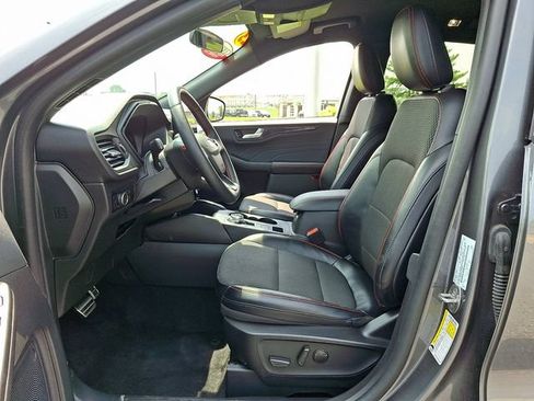 Certified 2023 Ford Escape ST-Line w/ Tech Pack #1 AWD/4WD image 12