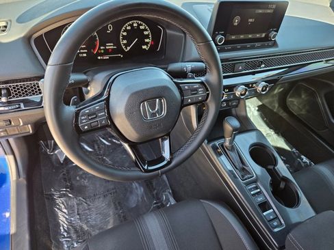 Used 2023 Honda Civic Sport image 10