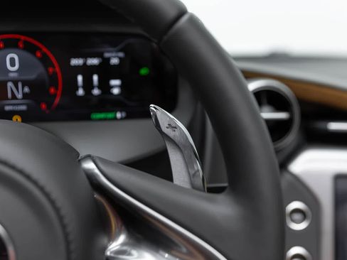New 2027 McLaren 750S Spider RWD image 28