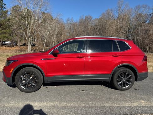 Used 2024 Volkswagen Tiguan Wolfsburg Edition image 11