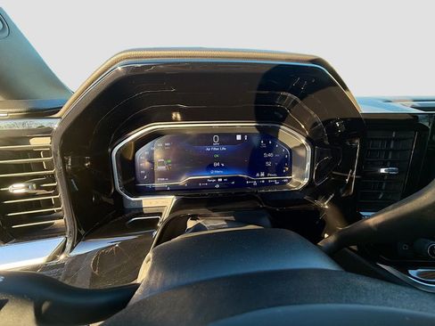 Used 2022 Chevrolet Silverado 1500 RST AWD/4WD image 36