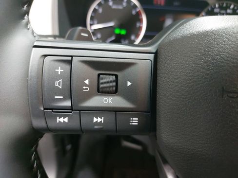 New 2026 Nissan Rogue SV AWD/4WD image 17