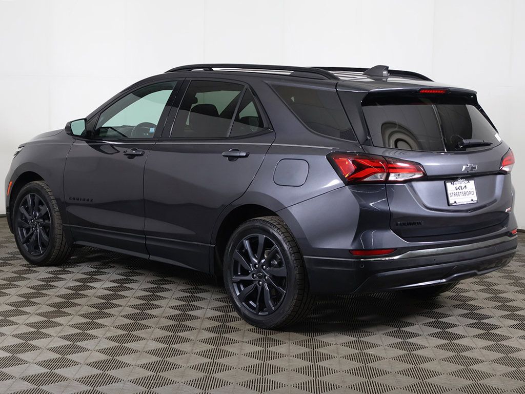 Used 2022 Chevrolet Equinox RS FWD image 9