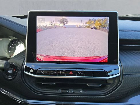 New 2026 Jeep Compass Limited image 21