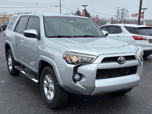 Used 2018 Toyota 4Runner SR5 image 7