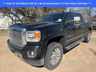 Used 2017 GMC Sierra 2500 Denali w/ Duramax Plus Package