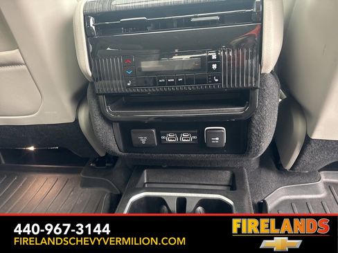 Used 2022 Jeep Wagoneer Series III w/ Premium Group I image 42